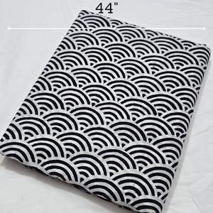 Tissu en coton non tissé imprimé de qualité supérieure, écologique, durable, doux, respirant, textile moderne pour vêtements, ameublement et linge de maison - Product Image 4