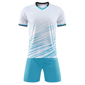 Tenue de sport de football respirante et confortable pour hommes – Vente chaude – Uniforme de football par sublimation pour entraînement en extérieur - Product Image 4