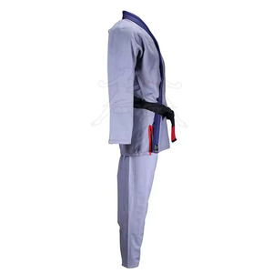 Uniforme de judo de haute qualité avec tissu tissé durable pour des performances fiables pendant l'entraînement - Product Image 5
