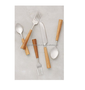 Cubiertos de metal hechos a mano de primera calidad con mango de madera hechos a mano para aquellos que aprecian la funcionalidad de calidad y el estilo elegante - Product Image 6