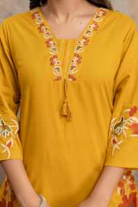 Ensemble Kurta en coton brodé couleur moutarde pour femme avec pantalon et dupatta, longueur cheville, style traditionnel indien pakistanais, décontracté - Product Image 3