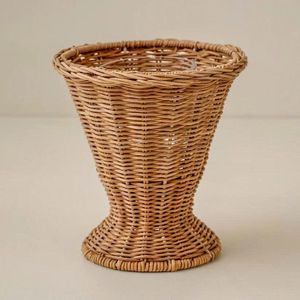Vase en rotin artisanal pour la présentation de fleurs décoratives, vente en gros, matériau naturel durable en provenance du Vietnam - Product Image 3