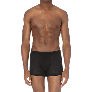 Sous-vêtements classiques rouges pour femmes en tissu satiné, couleur personnalisée, service OEM, sans couture, effet push-up - Product Image 2