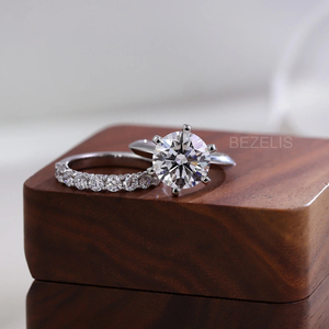 Precioso anillo de compromiso solitario redondo de 01 quilates con banda a juego, con diamantes cultivados en laboratorio sostenibles, engastados en oro rosa. - Product Image 4