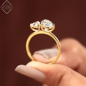 Anillo Doble de Diamantes Ovalados en Forma de Pera, Oro Amarillo, Dos Piedras, Diseño Moderno, Regalo de Joyería de Compromiso para Mujer - Product Image 2