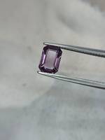 Spinelle Violette/Lavande Naturelle 2.10 CT Taille Émeraude Pierre Précieuse Facettée Libre Effet de Couleur/Feu Sans Trou Sri Lanka pour la Fabrication de Bijoux