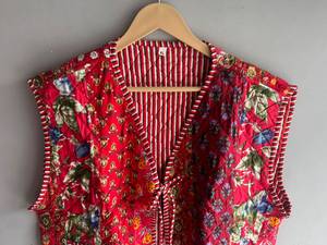 Gilet matelassé en coton rouge à fleurs pour femme, sans manches, col en V, poches plaquées, veste réversible, style printemps, CADEAU POUR ELLE - Product Image 4