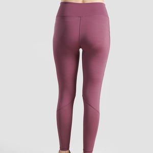 Leggings elásticos de longitud completa para mujer, pantalones de yoga cómodos y transpirables - Product Image 3