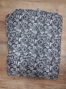 Tela de Algodón de Lujo para Prendas de Vestir |   Textil Sostenible con Estampado a Mano, Material Étnico Indio de Primera Calidad, Venta al Por Mayor B2B por Yardas - Product Image 4