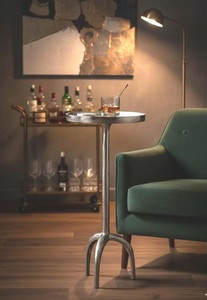 โต๊ะบาร์อะลูมิเนียมหล่อขึ้นรูปทรงกลม หน้าโต๊ะมีลวดลาย ขาตั้งสามขา แข็งแรง ทนทาน ดีไซน์ทันสมัย เสริมความสวยงาม - Product Image 5