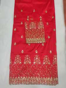 ผ้าไหมจอร์จลายพิมพ์นามธรรมประดับเลื่อมและงานปัก ดีไซน์แบบดั้งเดิมเหนือกาลเวลา เหมาะสำหรับงานพิเศษ - Product Image 2