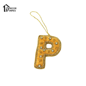 Produit phare : Magnifique et personnalisable, velours perlé Zardosi avec alphabet, idéal pour Noël, mariages et fêtes. - Product Image 5