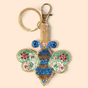 Llaveros de Mariposa Hechos a Mano Vintage para Fiestas Infantiles con Pedrería Brillante y Letras del Alfabeto Multicolor, Pulsera BY MULTI CRAFT - Product Image 1
