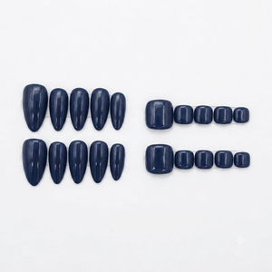Uñas acrílicas para pies Deep Midnight Blue / Ultra Indigo Sólido Monocromo Prediseñado Sin patrones Midnight Jazz - Product Image 1