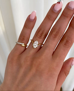 Anillo de compromiso/boda vintage con diamante amarillo cultivado en laboratorio IGI/GIA, unisex, oro blanco fino, ideal para aniversarios y fiestas. - Product Image 1