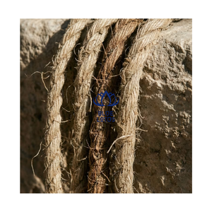 Corde en fibre de coco naturelle du Vietnam, la plus vendue, pour le soutien des arbres, l'emballage, le regroupement, la fixation des plantes et les travaux manuels - Product Image 1