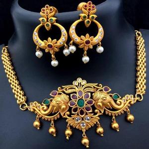 Fashion Women's Wedding Jewelry Set Bahubaali Style Designer Choker with Zircon and Gold Plated - Product Image 1