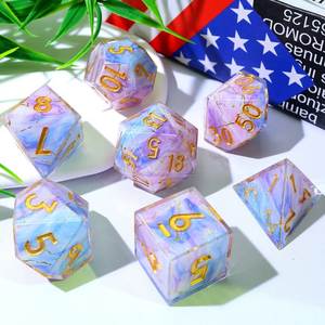 Juego de dados de resina de fantasía hechos a mano con patrones únicos para juegos de rol, jugadores de DND, juegos de mesa y regalos - Product Image 5
