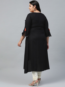 Kurta noir brodé style A-line en viscose rayonne, grande taille, col rond, manches trois quarts, tenue décontractée pour femme - Product Image 4