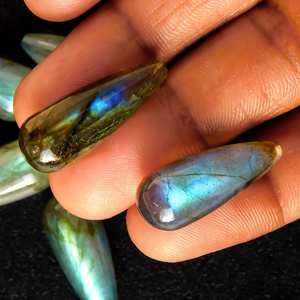 พลอยลาบราดอไรต์ทรงกลมสีรุ้งธรรมชาติ ระยิบระยับ สวยงาม สำหรับทำเครื่องประดับ พลอยแท้ - Product Image 1