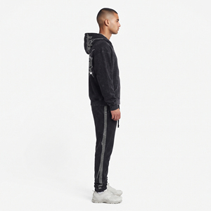 Ensemble de survêtement homme OEM personnalisé, style streetwear, avec sweat à capuche zippé et pantalon de survêtement, orné de strass, effet délavé à l'acide et délavé soleil - Product Image 3
