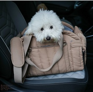Bolso de mano para mascotas de lona transpirable, multifuncional, diseño personalizado, Transportín de animales pequeños sostenible para exteriores con patrón impreso - Product Image 1