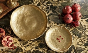 Assiettes décoratives de Noël en aluminium multi-pièces, faites à la main, style moderne, pour gâteaux et pâtisseries, bols de luxe - Product Image 2
