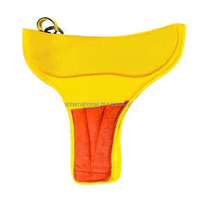 Tapis de selle de dressage en maille de cheval de haute qualité à l'intérieur de la doublure polaire en mousse avec patch en daim en cuir véritable conception personnalisée - Product Image 1