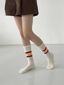 Chaussettes épaisses et solides pour femmes, avec coussinets supplémentaires, séchage rapide, haute élasticité, longueur mi-mollet, style classique, fabriquées en coton peigné doux et respirant - Product Image 4