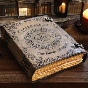 Libro de hechizos de cuero repujado a mano Al-Amir, libro de sombras, cuaderno de bocetos de la artesanía mágica de Rajastán - Product Image 3