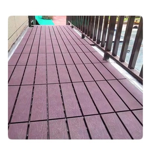 Dalles de terrasse en composite au design moderne, marron, antidérapantes et résistantes à l'usure pour balcon et jardin - Product Image 2