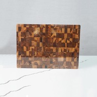 Planche à découper rectangulaire en bois à grain apparent avec motif mosaïque, antidérapante, pour cuisine