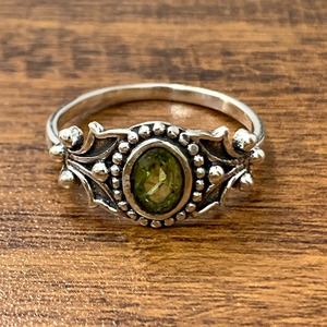 2.9 Grams Fine <b>Peridot</b> <b>Ring</b> - Product Image 1