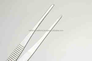 Fórceps de disección manual con extremo de rotación Mandíbulas dentadas Juego de instrumentos quirúrgicos de acero inoxidable Base de instrumentos quirúrgicos - Product Image 2