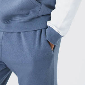 Sweat-shirt oversize idéal pour la salle de sport, en molleton 100% coton, effet délavé, pour homme. - Product Image 6