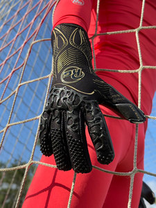 Guantes de Portero Roziv Sports, Diseño Premium, Última Tecnología, Redefiniendo la Innovación, Rendimiento y Comodidad, Látex Transpirable - Product Image 6