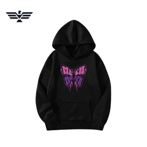 Sudadera con Capucha Negra Oversize Cómoda Unisex Casual con Bolsillo Frontal Tipo Canguro y Letra de Mariposa Rosa en Tejido - Product Image 1