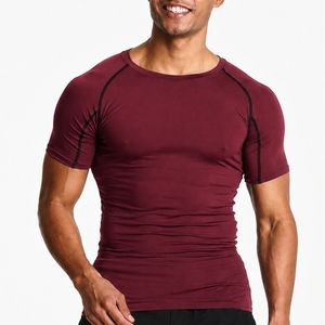 T-shirt de compression à manches courtes pour homme – Confort supérieur, séchage rapide, extensible, souple et de qualité supérieure pour une mobilité active - Product Image 1
