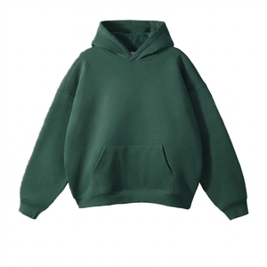 เสื้อฮู้ดผู้ชายสีเบจ ทรงปกติ ผ้าฝ้ายฟลีซ 100% มีกระเป๋าหน้า สไตล์วินเทอร์ แนวอาร์แวน์ทการ์ด ลวดลายดิจิทัล - Product Image 1