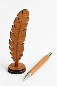 Support à stylos décoratif en forme de plume en bois avec stylo en bois pour bureau, maison - Product Image 2