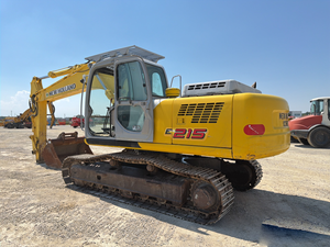 Excavadora de cadenas E215 de 2005 en venta, potente máquina para movimiento de tierras, lista para exportación a todo el mercado global. - Product Image 5