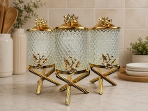 Bocal de rangement contemporain en verre avec design métallique or et argent ornemental – Contenant de luxe en verre martelé décoratif - Product Image 4