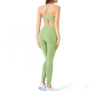 Ensembles de yoga pour femmes, design tendance, matière durable, coton de qualité supérieure, respirant, confortable, leggings de yoga à taille élastique avec option OEM. - Product Image 3