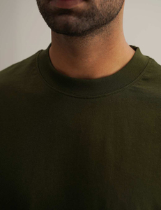 T-shirt vert olive 2026 à col rond et manches courtes, couleur unie, 100 % coton jersey, coupe décontractée pour homme, personnalisable avec logo - Product Image 4