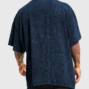 Camiseta de Hombre Oversize con Estampado Tie-Dye, Manga Corta, Cuello Redondo, Informal, de Algodón Jersey, Color Liso, Diseño Sencillo - Product Image 2