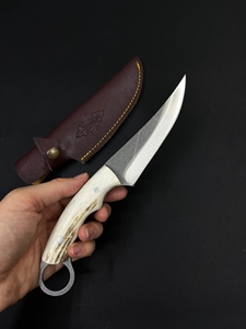 Cuchillo de Caza de Acero Inoxidable con Hoja Fija, Cuchillo de Camping con Mango de Asta de Ciervo y Funda de Cuero - Product Image 4