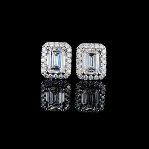 Boucles d'oreilles en or 18 carats avec diamants de laboratoire certifiés 1,00 carat taille émeraude couleur H, pureté VVS2, pour homme, cadeau de luxe pour fiançailles et mariage - Product Image 1
