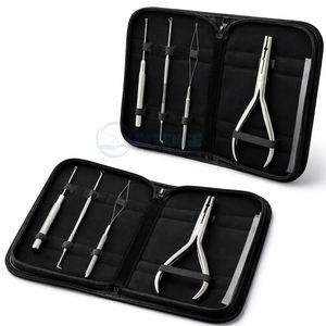 Kit d'outils professionnels pour extensions de cheveux 4 pièces : pinces de pose et de retrait, outil à boucle de 7 pouces, crochet de tirage, aiguille à crochet – Usage en salon - Product Image 1