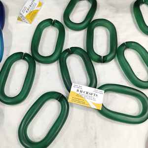 Eco-Friendly Colorful Transparent Resin Handmade Chain Links for Wall <b>Hanging</b> Decor <b>Room</b> <b>Divider</b> - Product Image 6