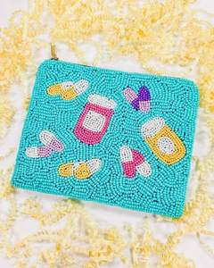 Bolsa para monedas con cuentas de semillas, elaborada con intrincado trabajo de abalorios, ofrece una forma elegante de transportar sus monedas. - Product Image 2